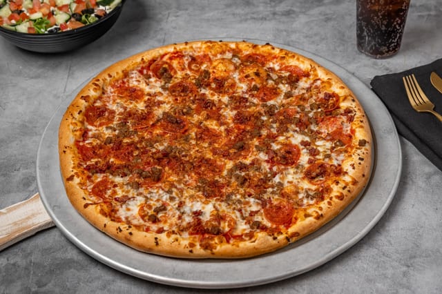 Meat Lovers Pizza Med.